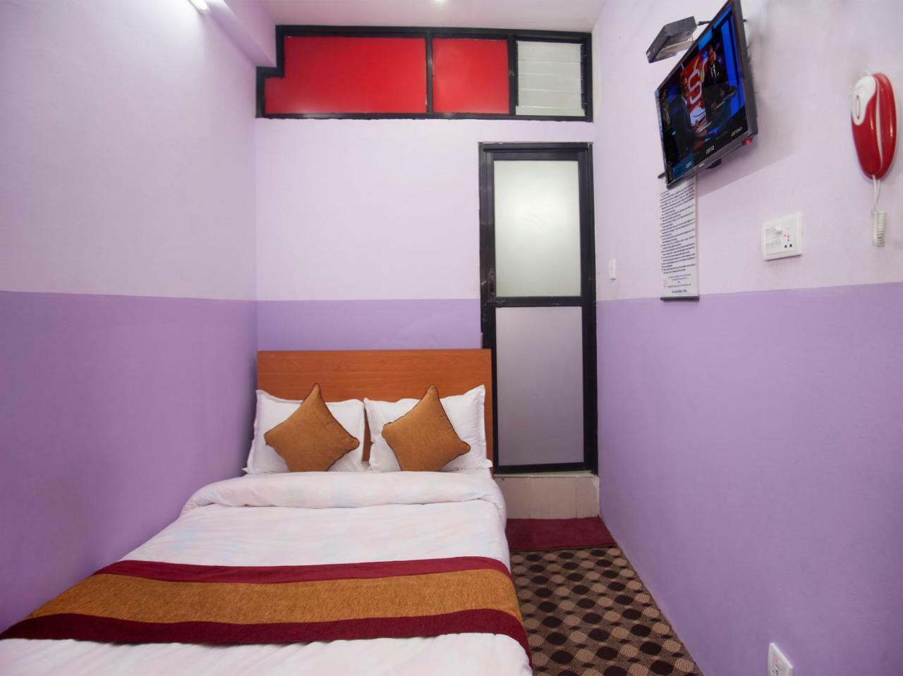 Tokha Oyo 341 Hotel Kusum Kohinoore المظهر الخارجي الصورة